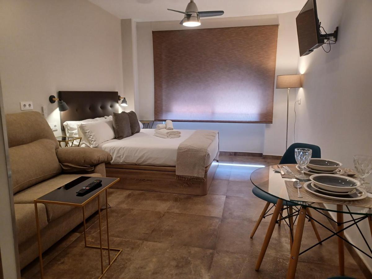 Apartamento Acogedor Junto A Calle Betis, Triana-Los Remedios Sevilla Exterior foto