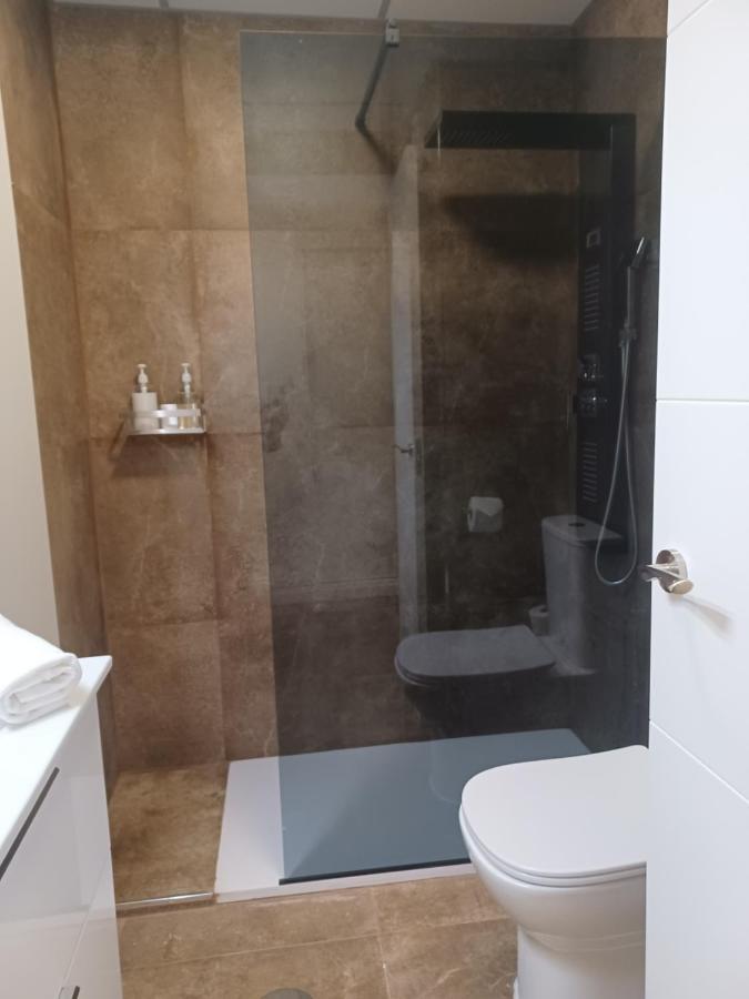 Apartamento Acogedor Junto A Calle Betis, Triana-Los Remedios Sevilla Exterior foto