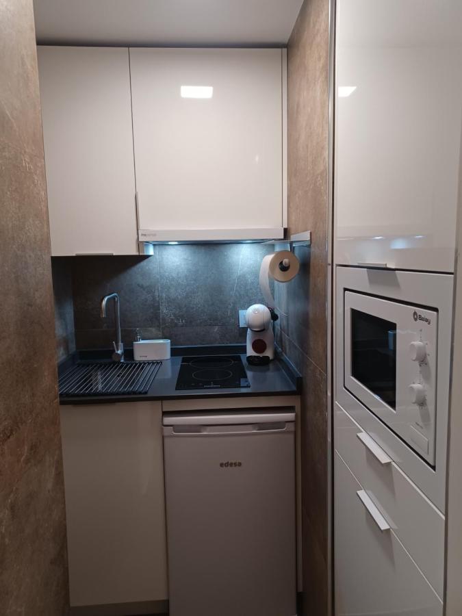 Apartamento Acogedor Junto A Calle Betis, Triana-Los Remedios Sevilla Exterior foto