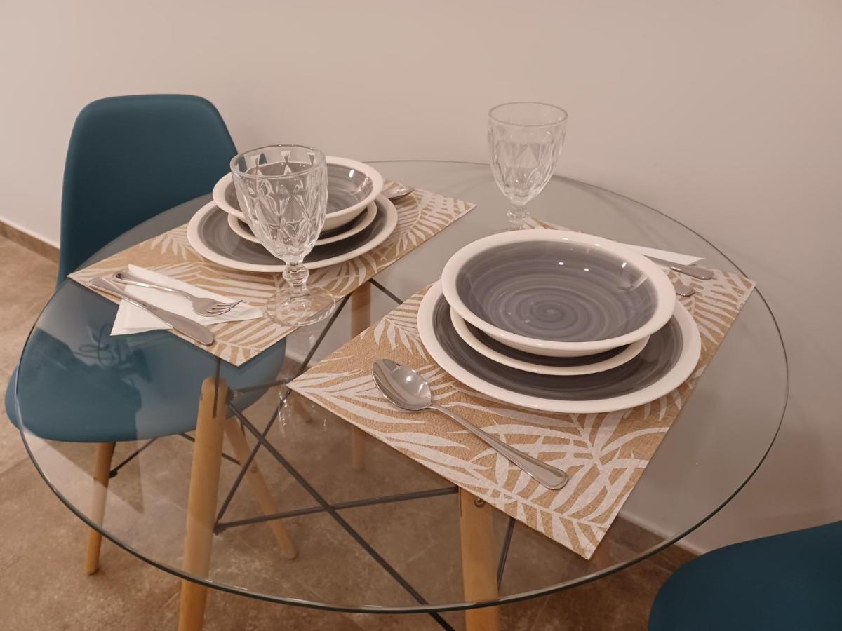 Apartamento Acogedor Junto A Calle Betis, Triana-Los Remedios Sevilla Exterior foto
